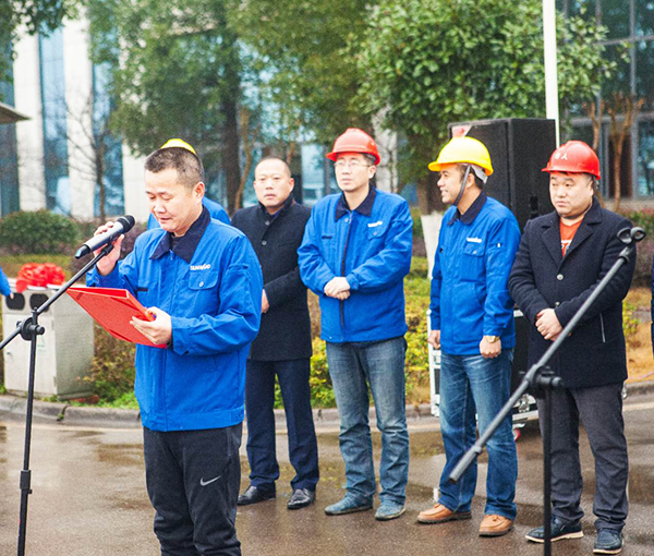 新年開門紅！山河智能5000萬裝備批量發(fā)車