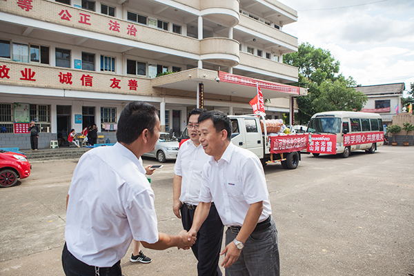 無(wú)人機(jī)裝備馳援抗洪救災(zāi)，守衛(wèi)家園山河在行動(dòng)